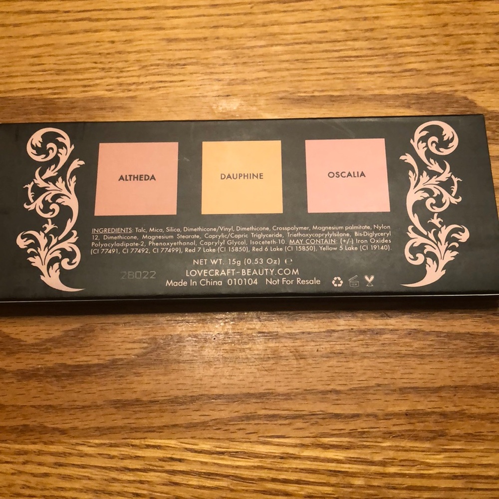 LOVECRAFT BEAUTY  Blush Palette  Brand New NWOT